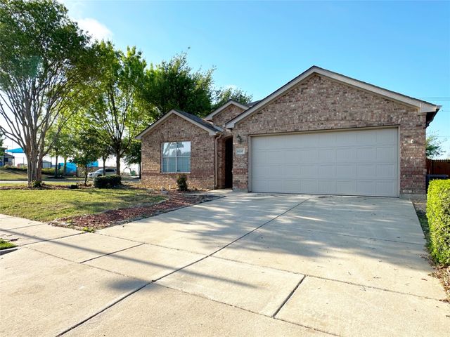 8110 Toltec Court, Arlington, TX 76002