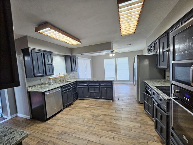 7001 Shannon Road, Mesquite, TX 75181