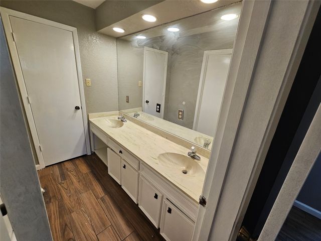 7001 Shannon Road, Mesquite, TX 75181