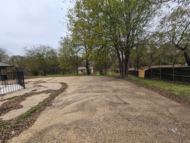 7001 Shannon Road, Mesquite, TX 75181