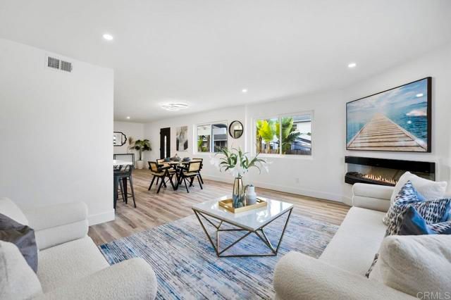 2537 Davis Avenue, Carlsbad, CA 92008