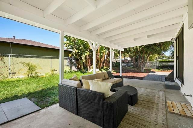 2537 Davis Avenue, Carlsbad, CA 92008