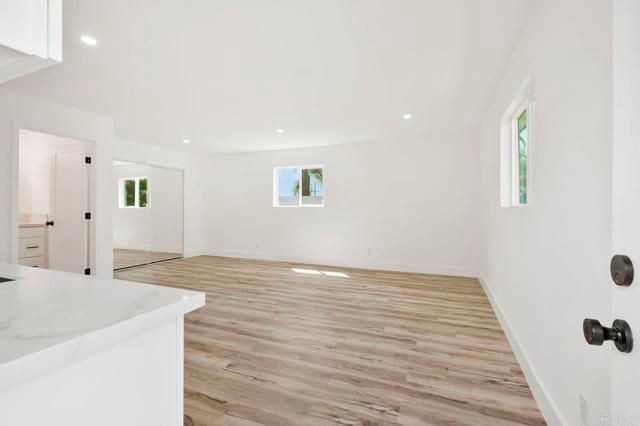 2537 Davis Avenue, Carlsbad, CA 92008