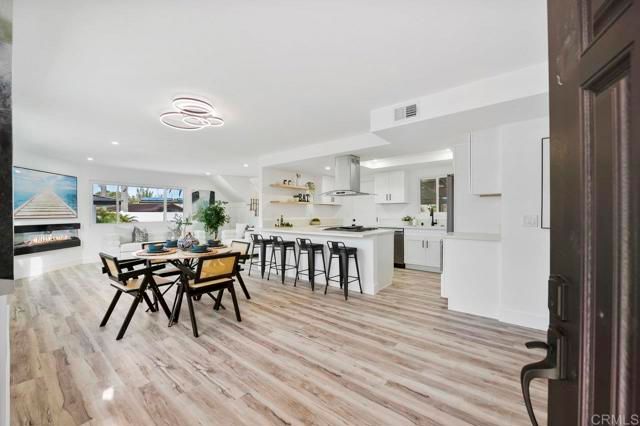 2537 Davis Avenue, Carlsbad, CA 92008