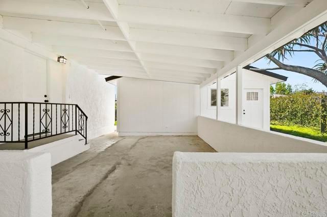 2537 Davis Avenue, Carlsbad, CA 92008