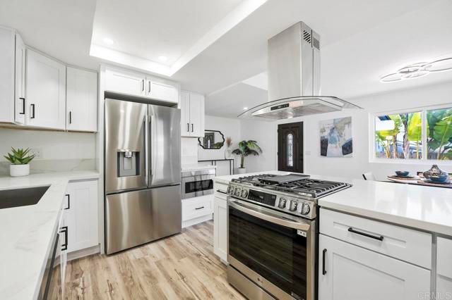 2537 Davis Avenue, Carlsbad, CA 92008