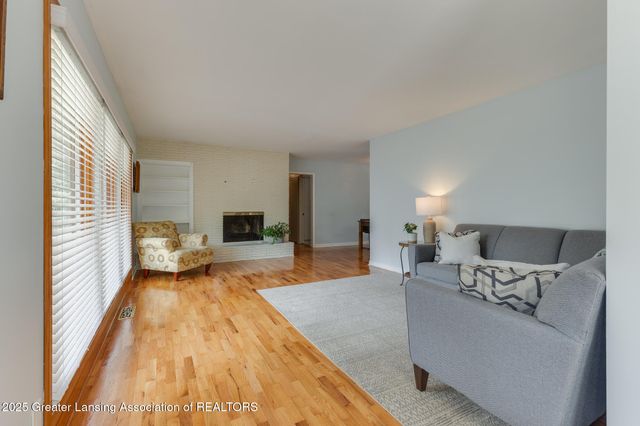 1522 Hitching Post Road, East Lansing, MI 48823