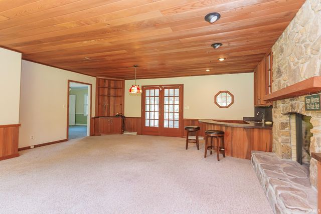 908 W Waid Avenue, Muncie, IN 47303