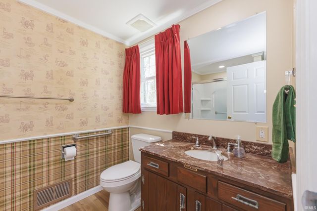 908 W Waid Avenue, Muncie, IN 47303
