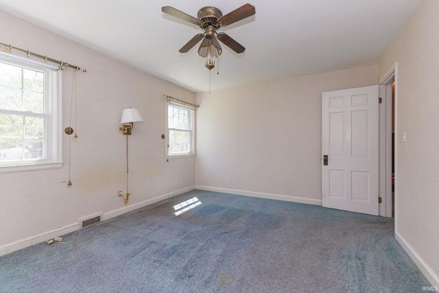 908 W Waid Avenue, Muncie, IN 47303