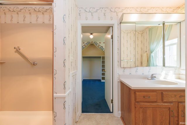 908 W Waid Avenue, Muncie, IN 47303