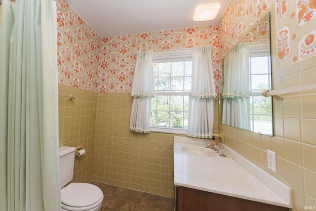 908 W Waid Avenue, Muncie, IN 47303