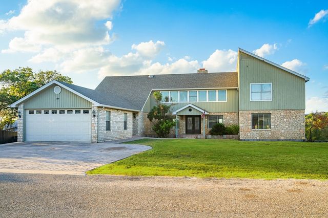 194 Crockett Dr, Kerrville, TX 78028