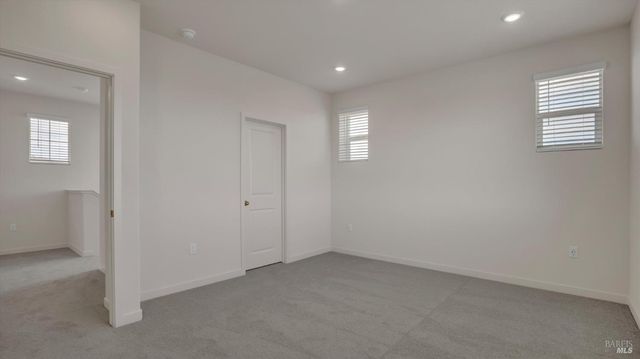 862 Telford Dr, Vacaville, CA 95687