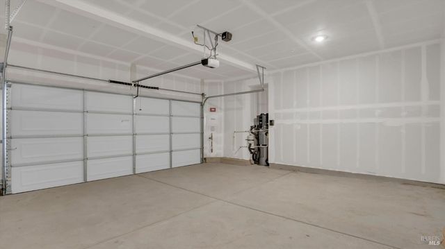 862 Telford Dr, Vacaville, CA 95687