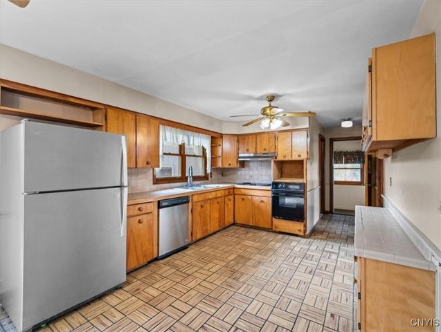 341 Roberts Street, Lenox, NY 13032