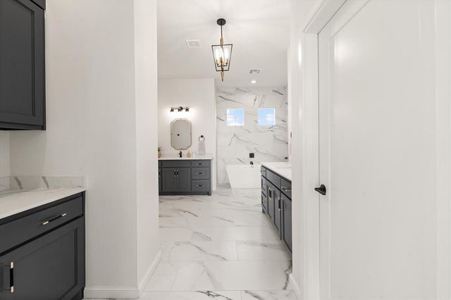 2270 NW 227th Street, Edmond, OK 73025