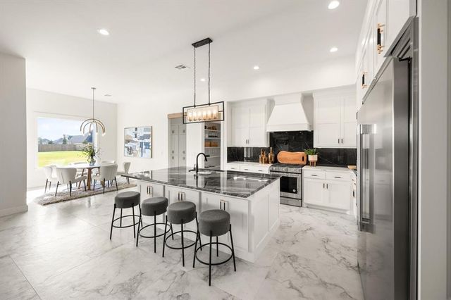 2270 NW 227th Street, Edmond, OK 73025