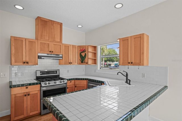 1777 BAYSHORE BOULEVARD, Dunedin, FL 34698