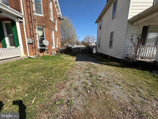 234 S WASHINGTON STREET, Greencastle, PA 17225