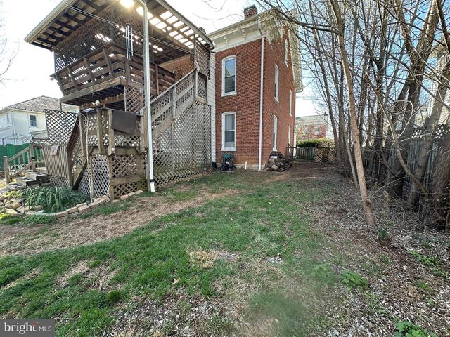234 S WASHINGTON STREET, Greencastle, PA 17225