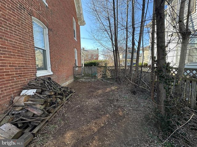 234 S WASHINGTON STREET, Greencastle, PA 17225