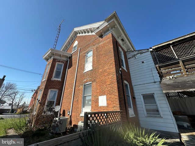 234 S WASHINGTON STREET, Greencastle, PA 17225