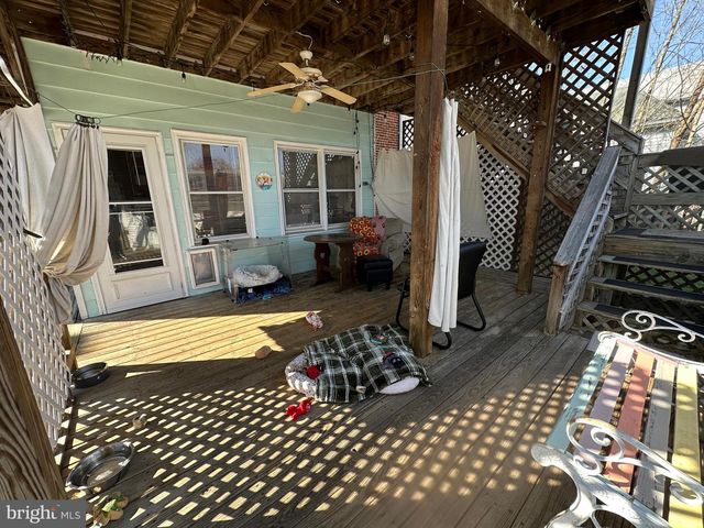 234 S WASHINGTON STREET, Greencastle, PA 17225