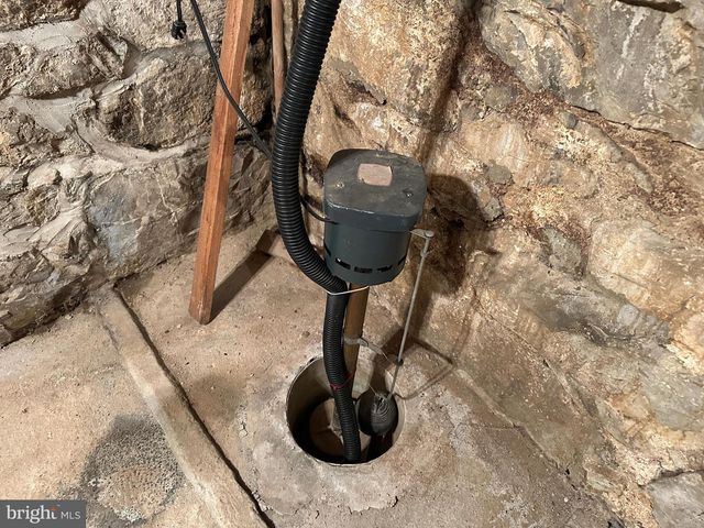 234 S WASHINGTON STREET, Greencastle, PA 17225