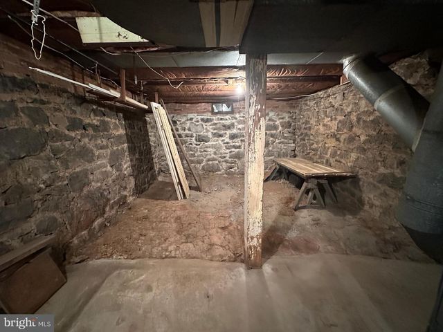 234 S WASHINGTON STREET, Greencastle, PA 17225