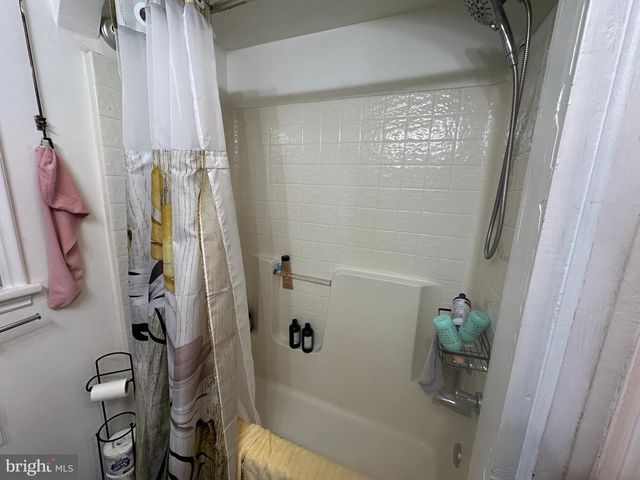 234 S WASHINGTON STREET, Greencastle, PA 17225