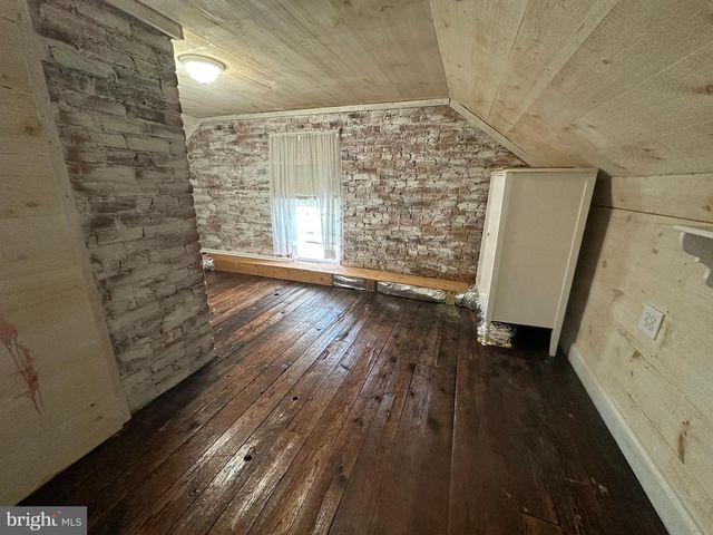 234 S WASHINGTON STREET, Greencastle, PA 17225