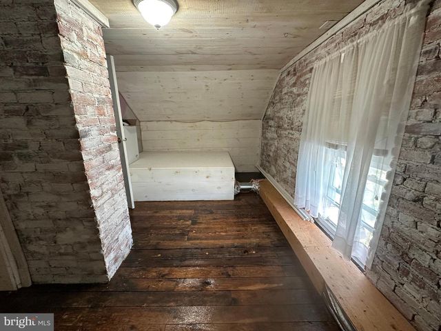 234 S WASHINGTON STREET, Greencastle, PA 17225