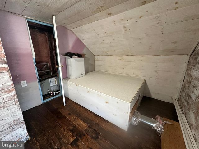 234 S WASHINGTON STREET, Greencastle, PA 17225