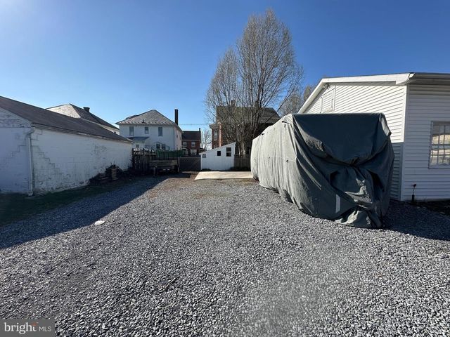 234 S WASHINGTON STREET, Greencastle, PA 17225