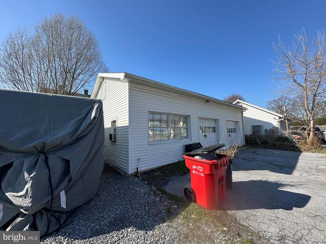 234 S WASHINGTON STREET, Greencastle, PA 17225