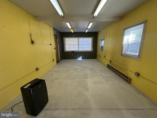 234 S WASHINGTON STREET, Greencastle, PA 17225