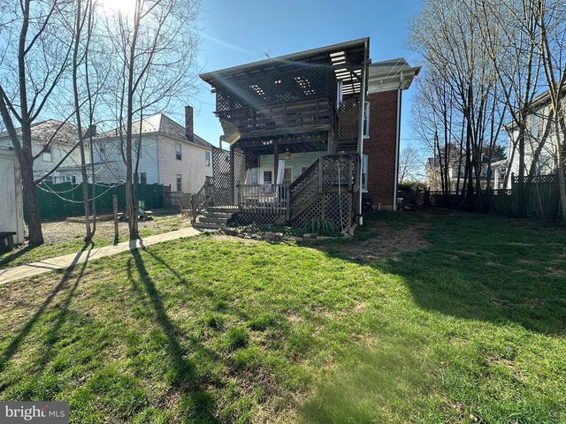 234 S WASHINGTON STREET, Greencastle, PA 17225