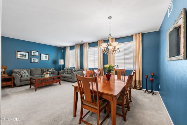 43927 W 33rd Street, Lancaster, CA 93536