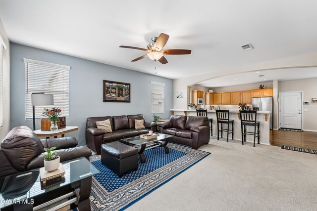 43927 W 33rd Street, Lancaster, CA 93536