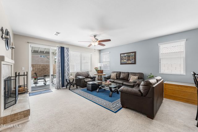 43927 W 33rd Street, Lancaster, CA 93536