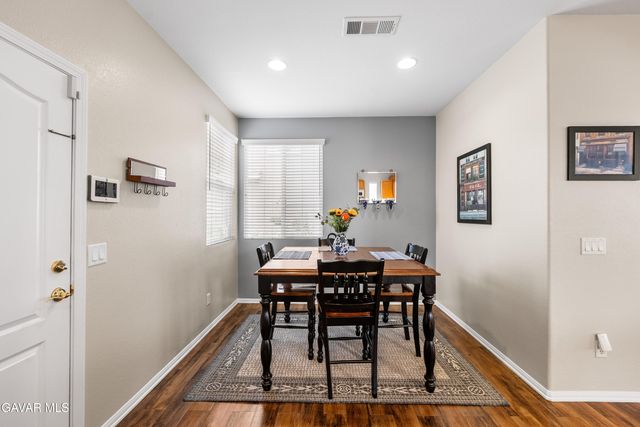 43927 W 33rd Street, Lancaster, CA 93536