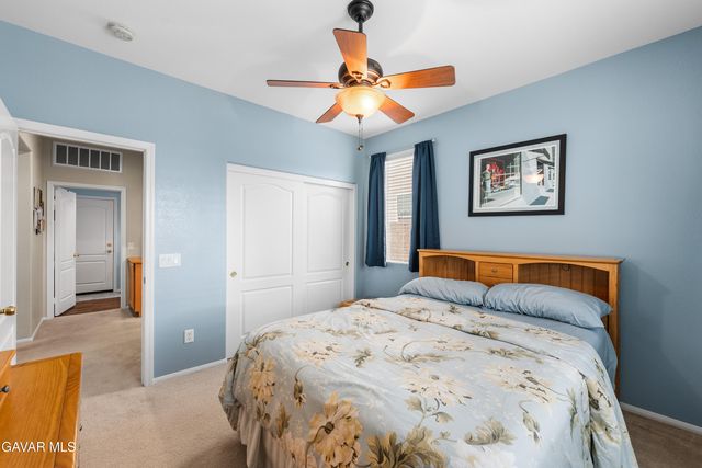43927 W 33rd Street, Lancaster, CA 93536