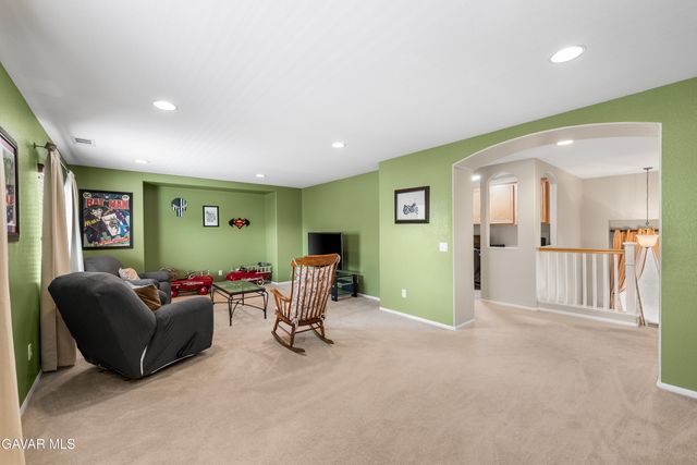 43927 W 33rd Street, Lancaster, CA 93536