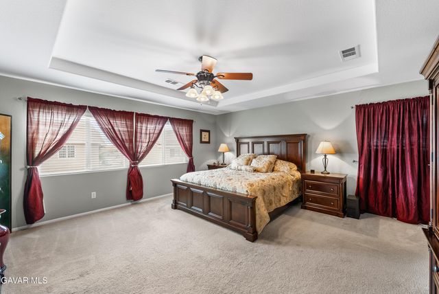43927 W 33rd Street, Lancaster, CA 93536