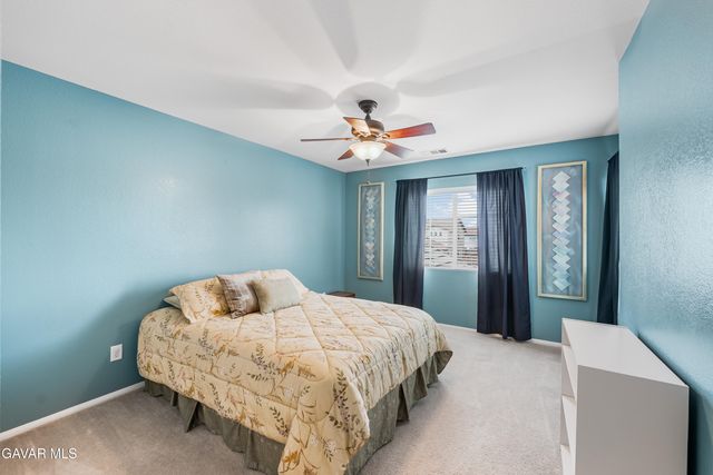 43927 W 33rd Street, Lancaster, CA 93536