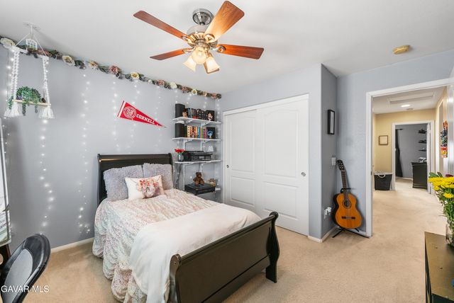 43927 W 33rd Street, Lancaster, CA 93536