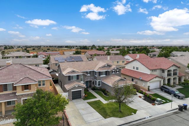 43927 W 33rd Street, Lancaster, CA 93536