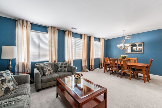 43927 W 33rd Street, Lancaster, CA 93536