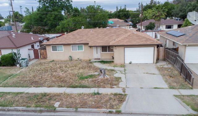5093 E Oslin Avenue, Fresno, CA 93727